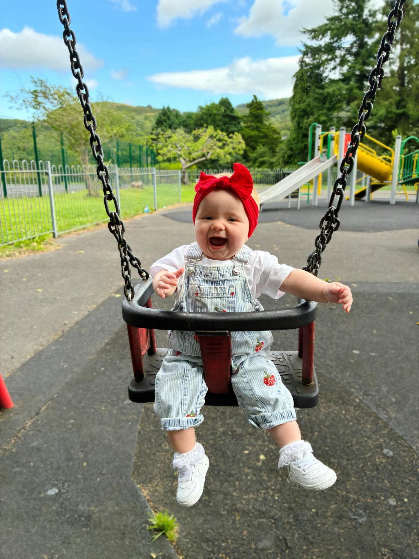 Cable Knit Bow Headband - Red