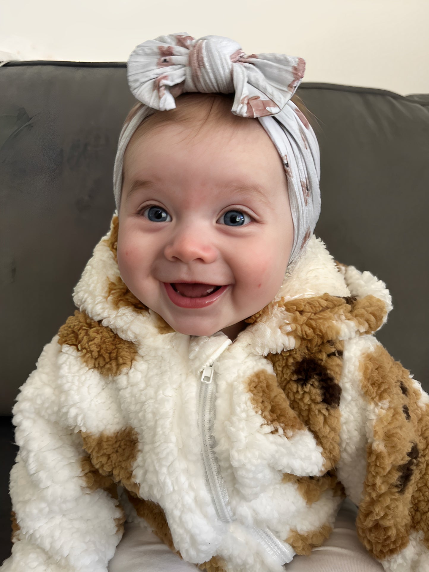 Cable Knit Bow Headband - Grey Teddy Bear